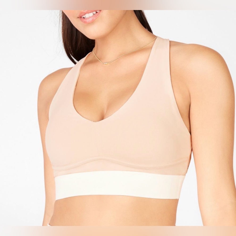 Fabletics All Day Everyday Sports Bra size medium EUC